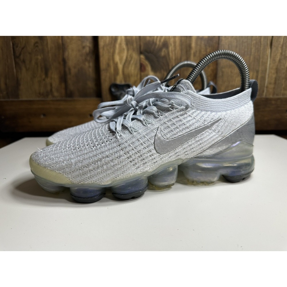 Size 7.5 - Nike Air VaporMax Flyknit 3 Pure‎ Platinum 2019 - AJ6910-100